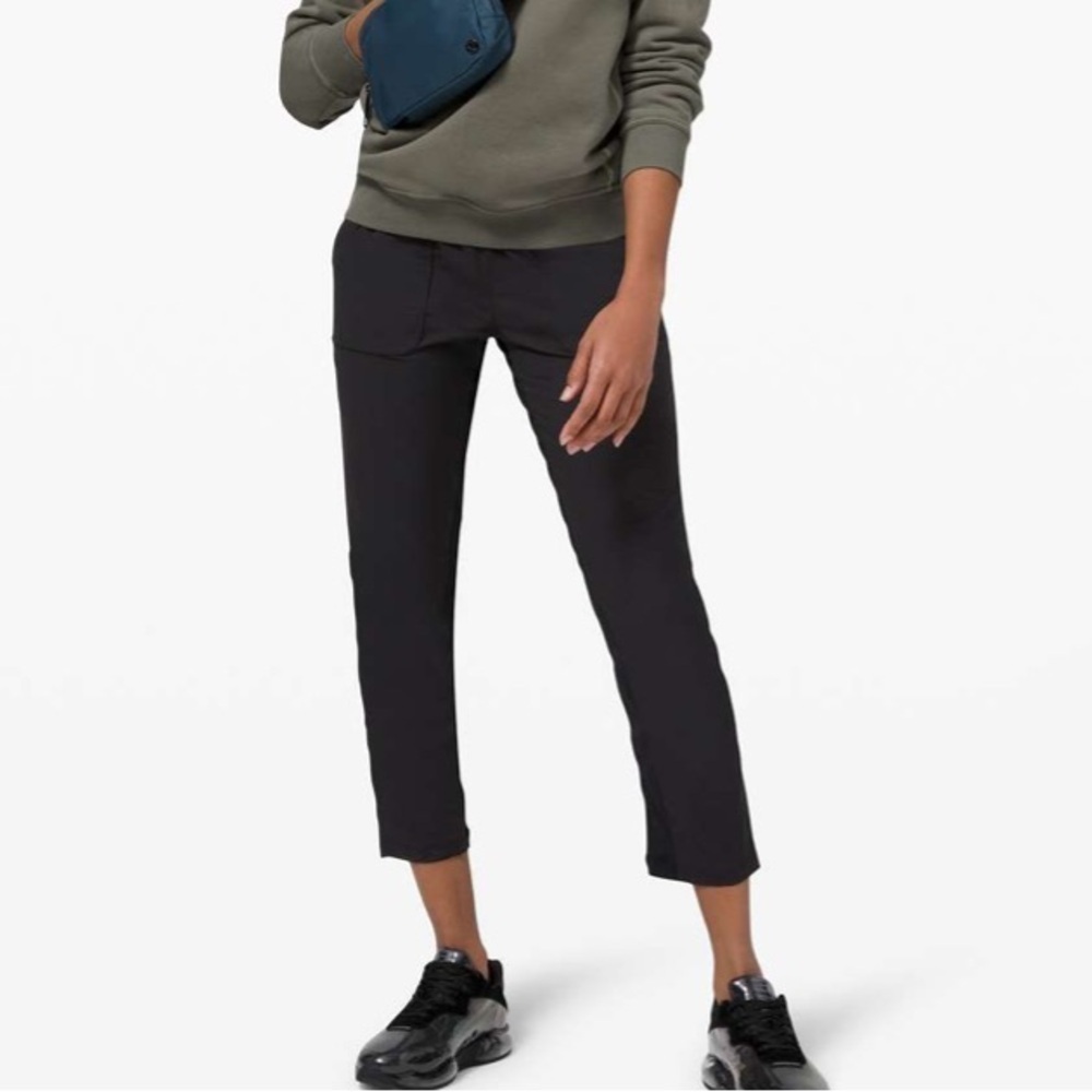 Lululemon Beyond the Studio Pant Slim high rise 
Black size 6